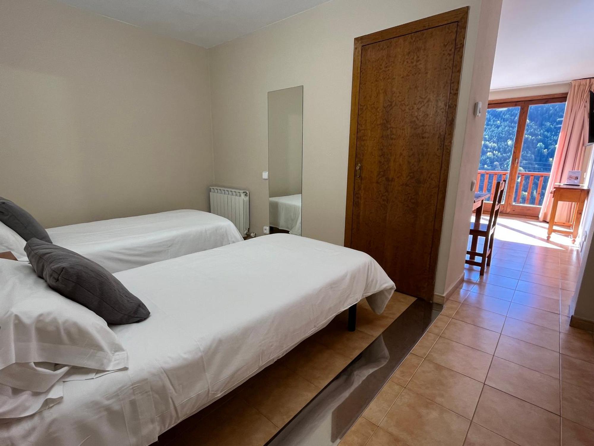Wuau! Apartamentos Solana De Ransol Kültér fotó